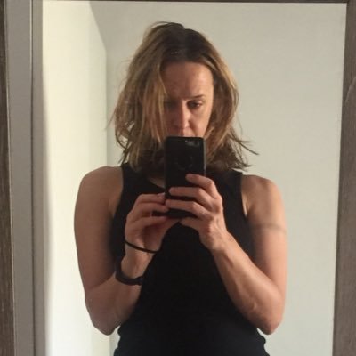 ME/CFS warrior 😴 Long hauler 🦠 Nutritionist 🍎 #Cher💃🏻💁🏼♀️ #CherCrew . #MelanieC #TeamSporty