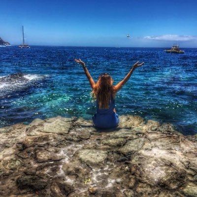 🌎 travel not to escape life but to quench curiosity and remove the boundaries that distance beings from one another