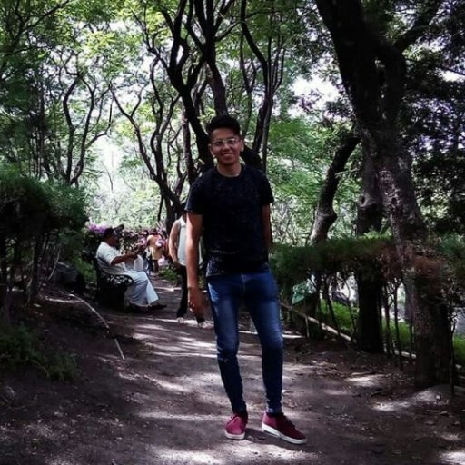 Fosadoblogs YouTuber.
sigueme: instagram- facebook mexicano naturalizad... 20 year old.. My live is crazy..
