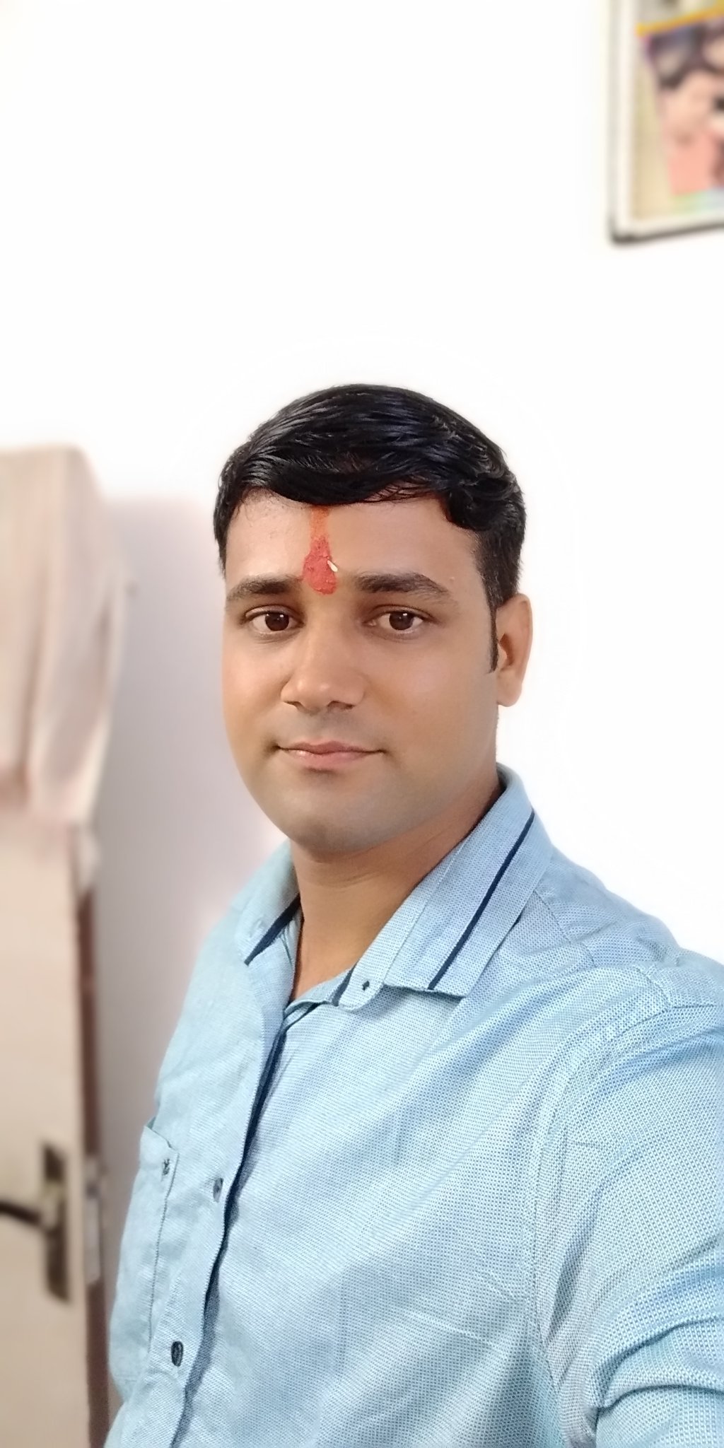 Mayank08071993's profile picture. keep calm I'm single and happy