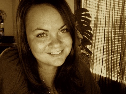 JaimeMcQueen's profile picture. keep my feet on the ground and my head in the clouds