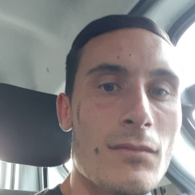 Tomcris13's profile picture. Toute info et bonne à prendre