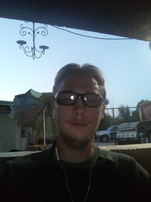 robzombie7498's profile picture. 