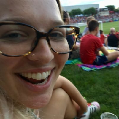 banANNAzrose's profile picture. she/her/hers