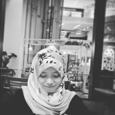 lthfh03's profile picture. a person who loves the sea