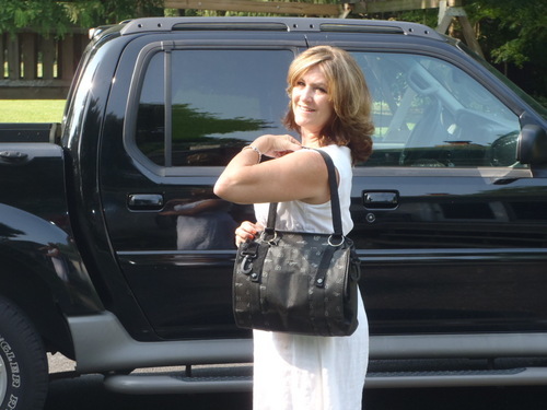 CegiLavar's profile picture. Mompreneur, creator of Everything you need for the reusable bag routine (tm), from car to cart to checkout(tm). Love acting when the opportunity arises.