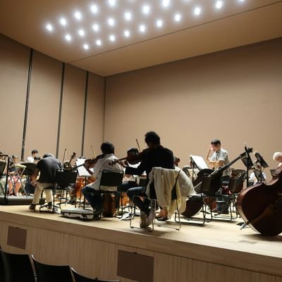 八景フィルハーモニー管弦楽団(８フィル)は横浜市内を中心に活動するアマチュアオーケストラです。練習は土曜日です！
お気軽にフォローください。m(_ _)m