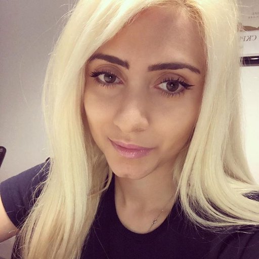 Clariss42127561's profile picture. Salut,Clarisse 38 Ans Divorcé Avec 1 une Fille Je suis Fleuriste ,Je recherche une Relation avec un Homme Galant Sérieux,Plein de Confiance,d'amour a Partager 🧐