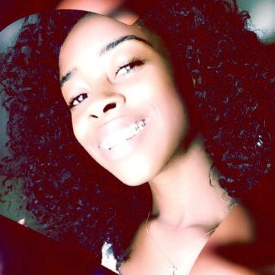 Youtuber 🎥 / Young and Wild🤩/ Artist 👩🎨 / Good Humor😜/ Dancer 💃🏾