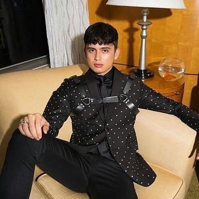 james reid formal attire