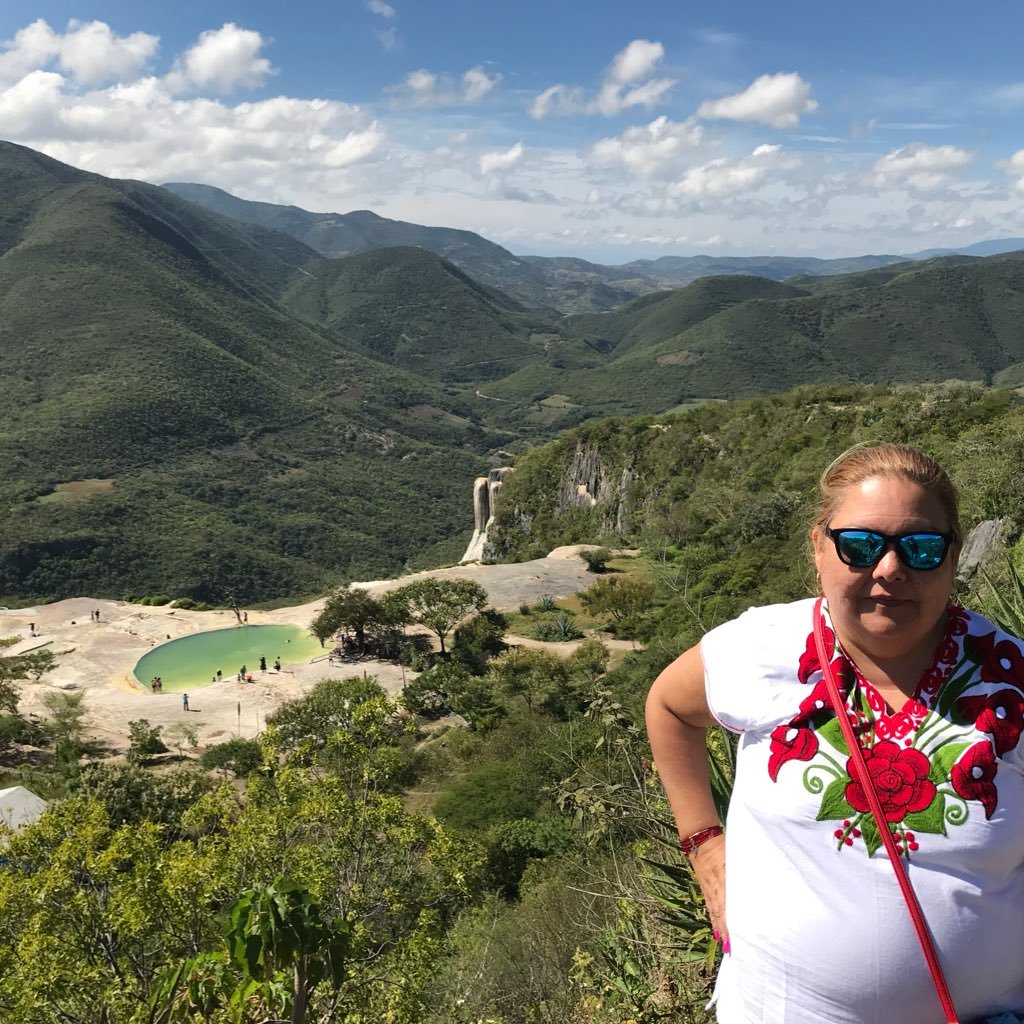 torres_xochitl's profile picture. 