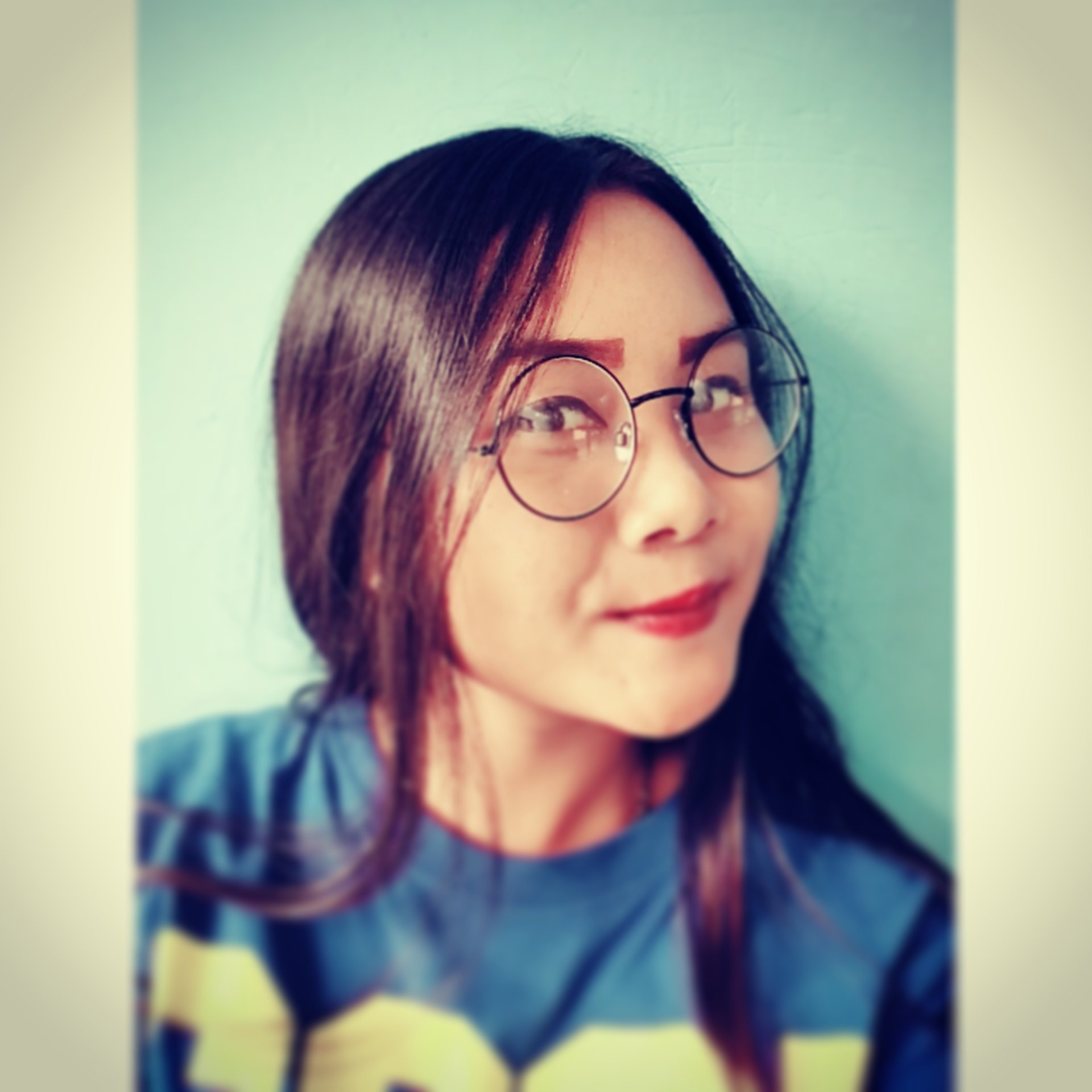 RiskaNopita6's profile picture. 