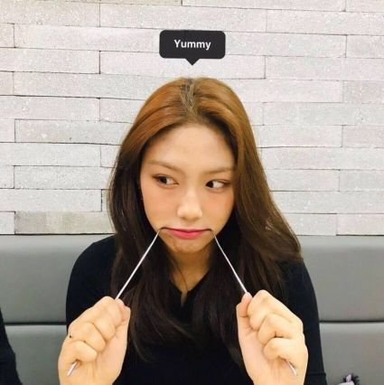 한초원 Han Cho-won on Twitter: "안녕하세요 국민 프로듀서님! 큐브엔터테인먼트의 한초원입니다!!^^ 첫번째