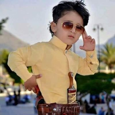 من لا يقبلني كلا في عينيه 👀لن اقبله تراب تدوس عليه قدمي
