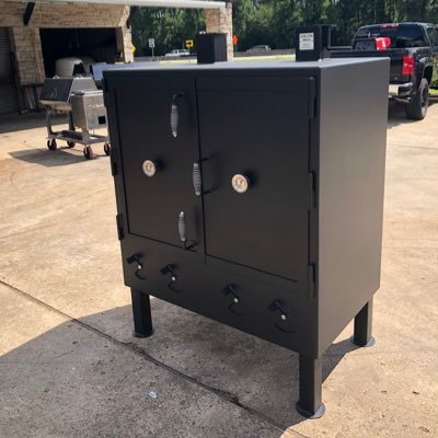 We build Custom BBQ Pits, Trailer Pits, Fire Pits, Smokers, Grills, and built ins for your outdoor kitchens