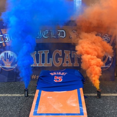 Die Hard Mets Fans!, looking to create the old Shea atmosphere of long ago!! If you enjoy the hollerin, cheerin, and jumpin in your seats, come join da movement