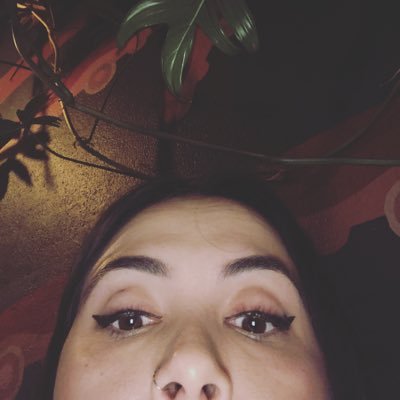 tika_emsd's profile picture. I'm pretty sick coz I have the travel bug