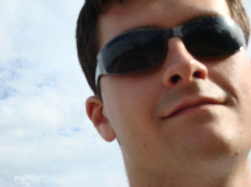 marceloserrano_'s profile picture. Apenas um cara normal tentando se afastar da manada...