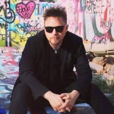 Andre2sk's profile picture. [random pithy comment]