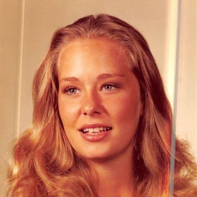 micthepic572's profile picture. Nun incognito,?Animal activist, Labrador lover, wannabe watercolorist, Culinary@Institute of America graduate!