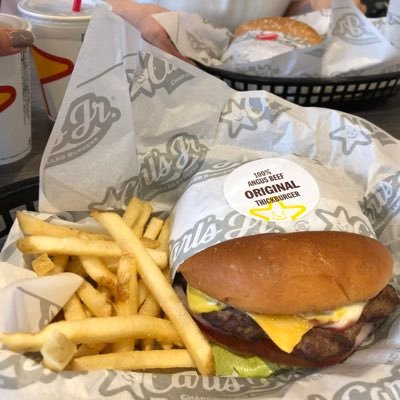 pizzaburger_s's profile picture. 