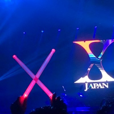 YOSHIKI様、X JAPANファンです。X は無限の可能性があって、何回転んでも立ち上がるっていうところ、気に入ってます‼️