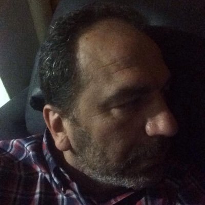 Δεν ωφελεί το πρόβατο να κάνει συμφωνίες περί χορτοφαγίας με τον λύκο.