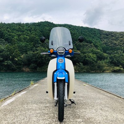ハナタレル これが最終形なのか 最近カブに屋根 ルーフ を付けることばかり考えている 風防だけでは満足できない私がいる 原付二種最強 カブ最強 そしてルーフ付きバイク最強 スーパーカブ 屋根付き 屋根付きバイク ルーフ付き ルーフ付き
