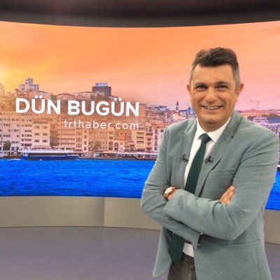 Hafta içi her gün 06:00'dan itibaren @selvergozuacik ‘ın sunumuyla gündemdeki gelişmeler canlı yayında @trthaber ekranında...