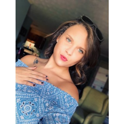 life is what you make it🌻