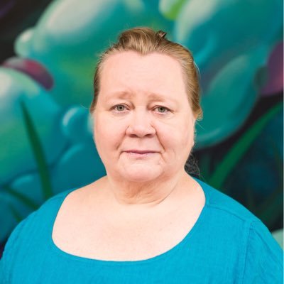 AnnisLind's profile picture. Tylsä virkahenkilö, puutarhurinalku.. #viestintä #some #media #kahvi #sumpit #datsalla #melonta #seakayaking #sea ja Blueskyn puolella annislind koodinimellä