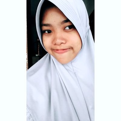 Bahagia tidaknya hidupmu adalah kamu sendiri yang menentukan.. 💕🍃🍃🌿