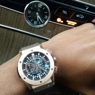 Royce_Stigs's profile picture. SNow(CSA) | Clinical Research 👨🏾‍⚕️💉💻| @RoyceStigsOnCar 📽🎬📸 media |I  💚 cars, bikes & tech | IG: #travelwithstigs 🇿🇦🇱🇸🇧🇭🇸🇬🇳🇿🇳🇦🇧🇼