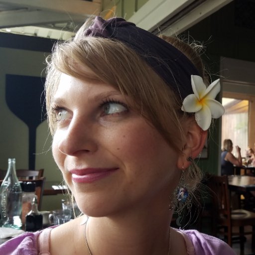 jennypearlsport's profile picture. I am an artist Yogi mermaid fairyqueen super woman goddess warrior!🎨🧞‍♀️🧜🏼‍♀️🧚🏼‍♀️👸🏼