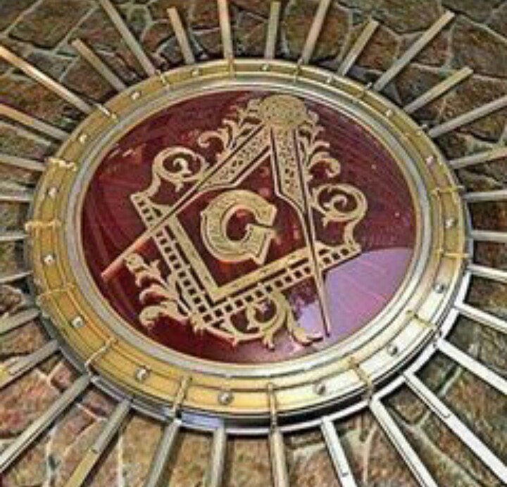 the light will shine to the world hail the illuminati ∆∆∆∆∆∆.