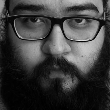 29/03/1989 Arquitecto. Como, sueño y cago. Soy alguien real, supongo. Chef de clóset. Crítico profesional de Netflix. Si lees esto debes estar muy aburrid@.