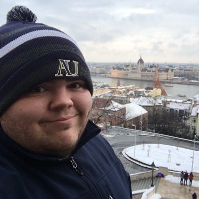 DerekSomnis's profile picture. the twitter page of THE DIESEL