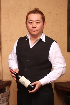 愛知県高浜市のレストラン温古舎のマネージャーをしています。好きなワインはブルゴーニュのワイン。なかでもシャンポールミュジュニーＬＯＶＥです。ガーデンデザイン、空間デザイン、飲食店集客コンサルティングもしています。古民家の部材の販売もしています。お気軽にお問い合わせ下さい。