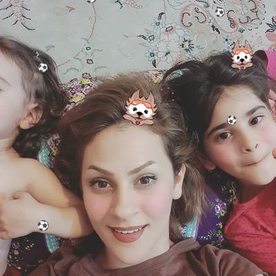 denizpaeezi's profile picture. متولد ماه مهر...مامان دوتا گودزیلای دهه نودی  
https://t.co/FdMlOgWfjY…
