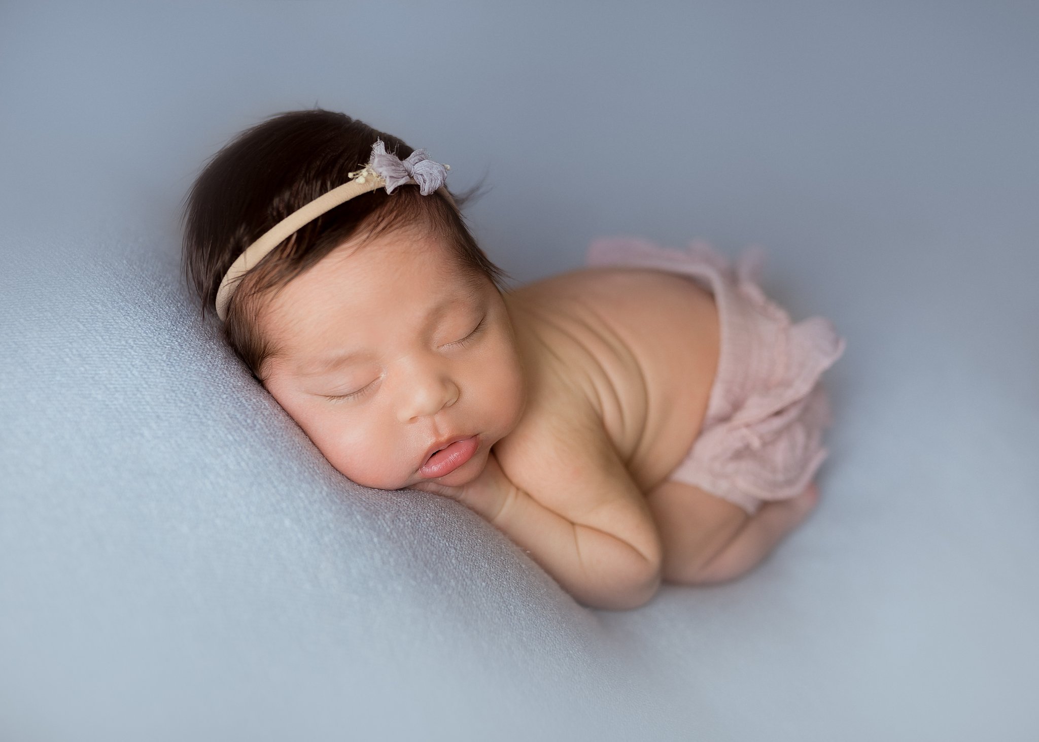 AlinaSphoto's profile picture. profesjonalne sesje noworodkowe , dziecięce oraz fotografia ciążowa