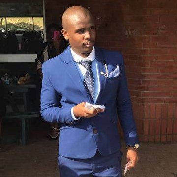 https://t.co/2DigddDcgz….
UCT Alumnus 🎓🎓,
UKZN Alumnus 👨🏽🎓