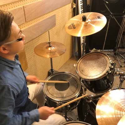 The Drum Coach على تويتر ドラムカバーのススメ Blue Encount Vs 祭りビート 銀魂のオープニングテーマ なんか銀魂 って感じ Drum ドラム ドラム教室 レッスン 札幌 カバー Cover 叩いてみた Vs ブルエン 銀魂 T Co Adwjwaaws2