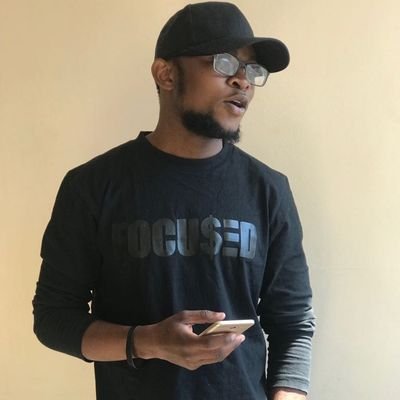 ElogeKabamba's profile picture. Dog and monkey lover😎