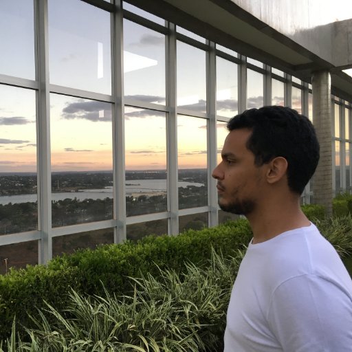 TiagoMaiaLopes's profile picture. Curious iOS developer