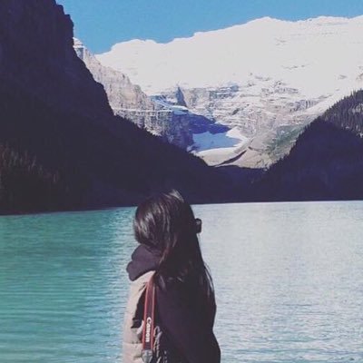 vellephoto's profile picture. art direction and content creation | Montréal, Paris & worldwide hello@vanessaelle.com