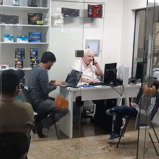 UnissComputado1's profile picture. Uniss Computadores.
Suporte de TI
Desenvolvimento de sites e sistemas 
Venda de equipamentos
https://t.co/m0kul6uV7q