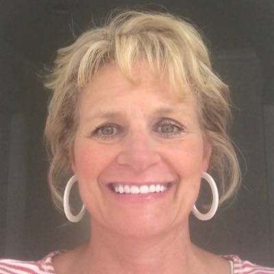 RealtorKarrie's profile picture. 
