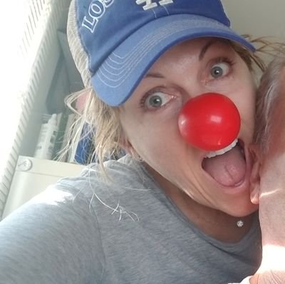 ACTOR/PRODUCER/CANCER SURVIVOR! My children are furbabies.. But, honestly, I'd rather be playing softball. Wine? Yes please! Photographer at heart!