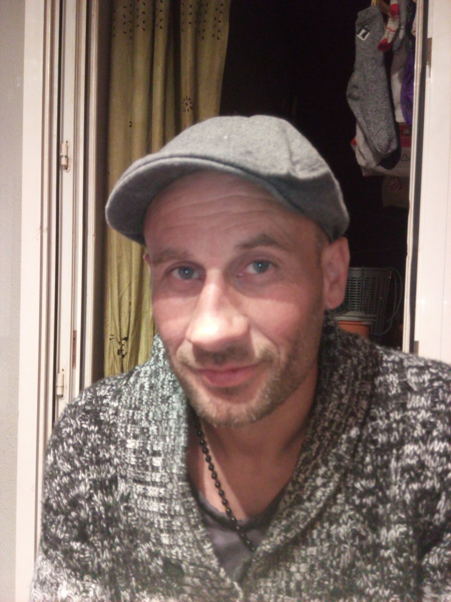 gillebyt2's profile picture. Né le 26/06/1976 à pierrefeu du var 83  
Marié 2enfants charpentier