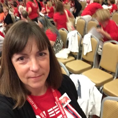 Mom, wife, volunteer for @MomsDemand. All tweets my own. 🇨🇦🇺🇸🟧